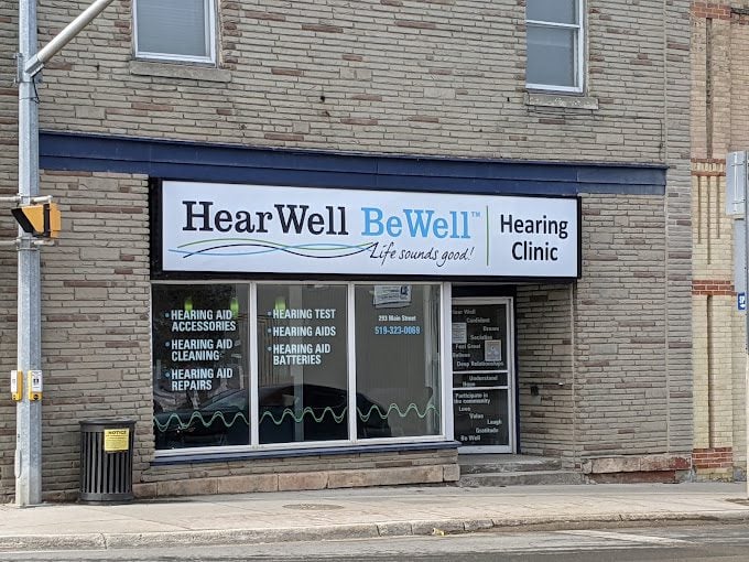 Front of Hear Well Be Well hearing clinic in Mount Forest, Ontario