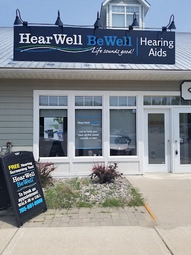 Front of Hear Well Be Well hearing clinic in gravenhurst, Ontario